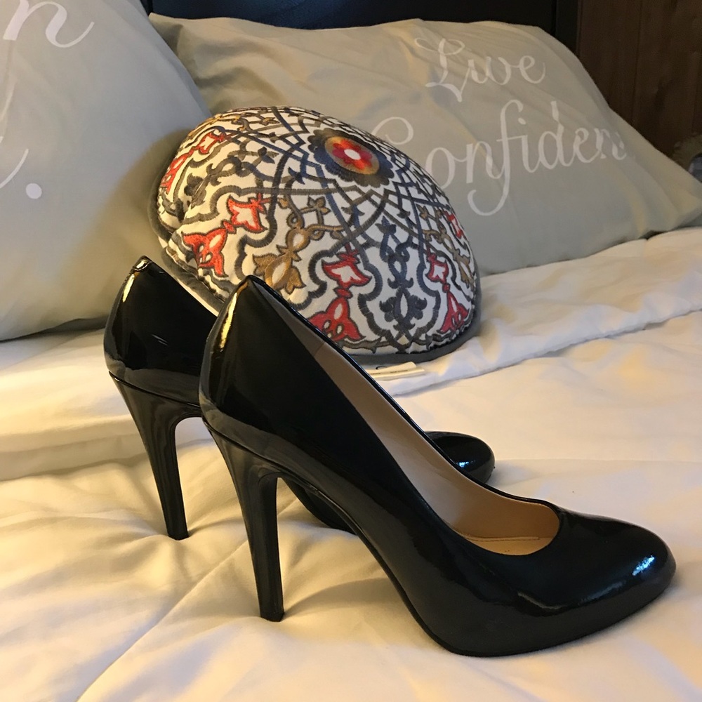 Black heels